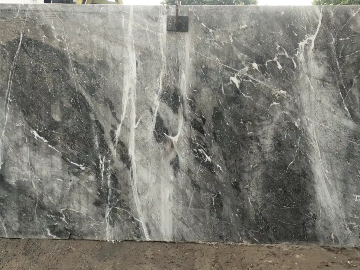Grigio Montana