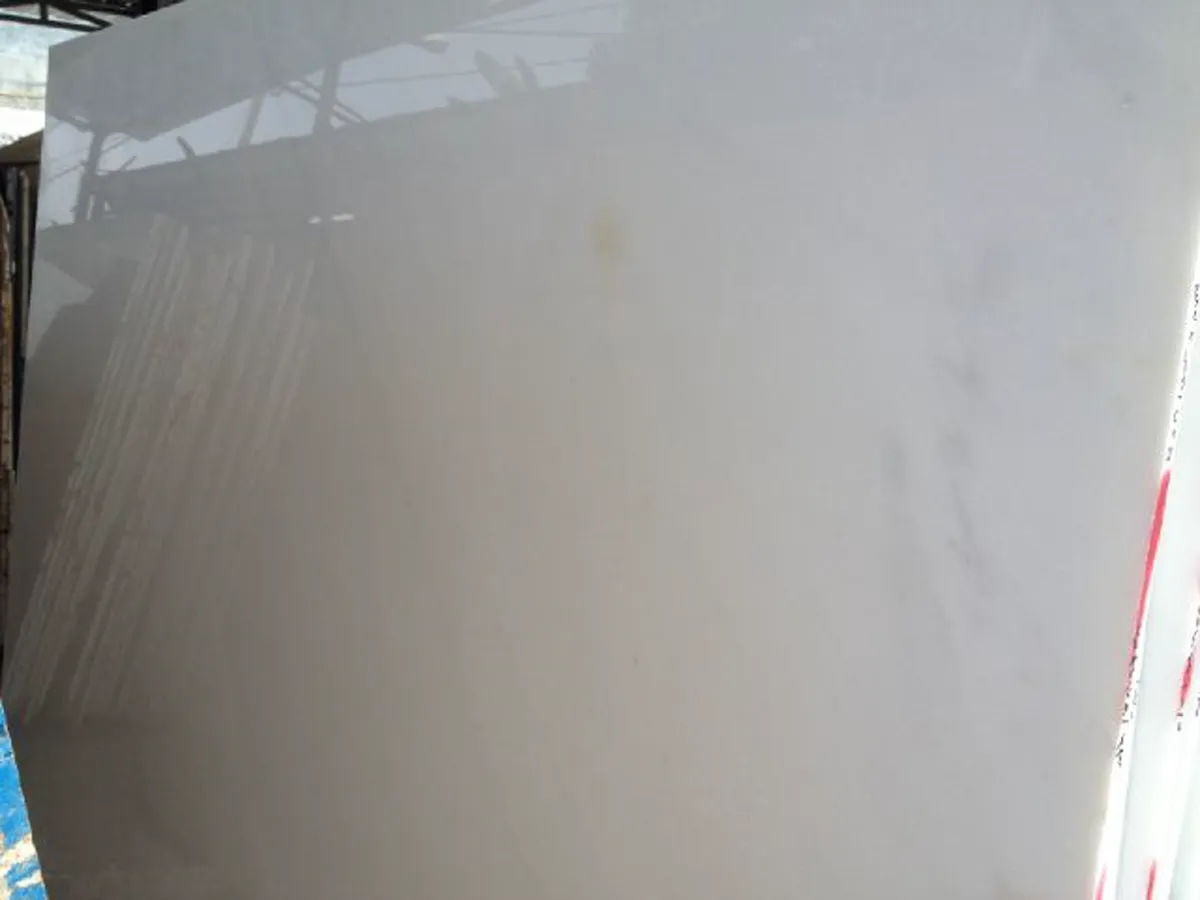 Mountain White